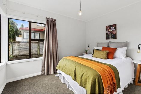 Photo of property in 44 The Drive, Tawa, Wellington, 5028