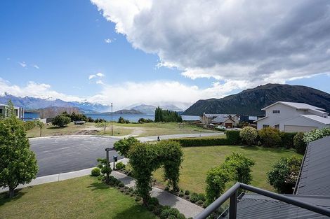 Photo of property in 4 Baker Grove, Wanaka, 9305