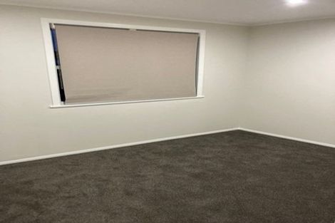 Photo of property in 18 Resolute Way, Papakura, 2110