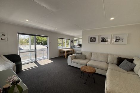 Photo of property in 16 Camellia Avenue, Bell Block, New Plymouth, 4312