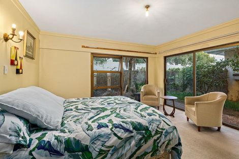 Photo of property in 3/23 Beach Road, Castor Bay, Auckland, 0620