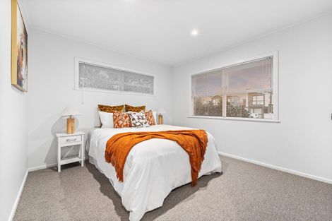 Photo of property in 106 Flanshaw Road, Te Atatu South, Auckland, 0610