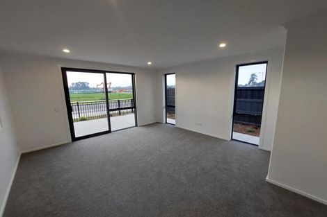 Photo of property in 4 Mcgrath Lane, Rangiora, 7400