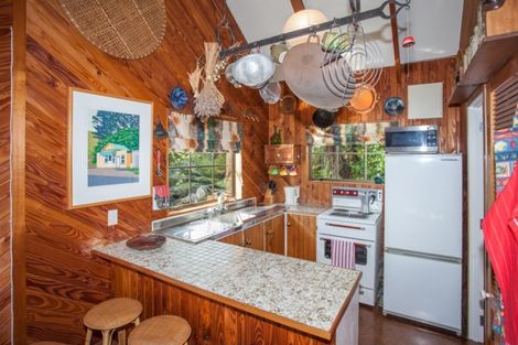 Photo of property in 1 Tutaritari Road, Hahei, Whitianga, 3591