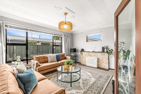 Photo of property in 37 Colwyn Street, Bryndwr, Christchurch, 8053