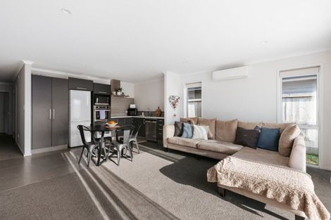 Photo of property in 96 Union Drive, Papamoa, 3118