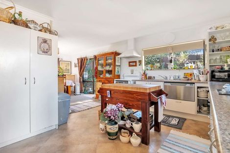 Photo of property in 3/7 Gerald Stokes Avenue, Helensville, 0800