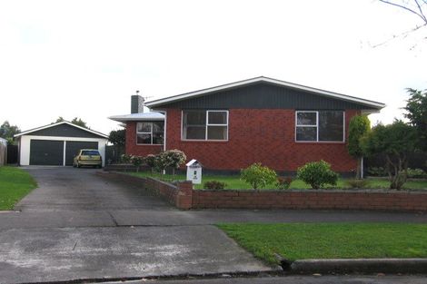 Photo of property in 5 Hinau Place, Cloverlea, Palmerston North, 4412