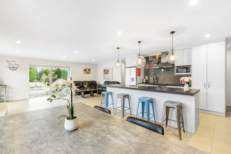 Photo of property in 2 Pams Way, Pokeno, 2471