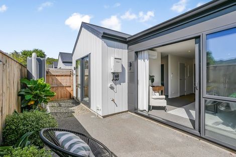 Photo of property in 2/6 Exchange Street, Ebdentown, Upper Hutt, 5018