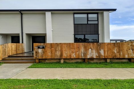 Photo of property in 17 Discovery Place, Marfell, New Plymouth, 4310