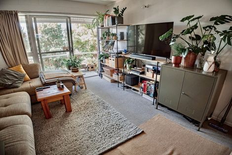 Photo of property in 7/32 Blockhouse Bay Road, Avondale, Auckland, 1026