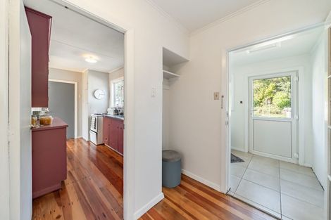 Photo of property in 77 Eastern Hutt Road, Taita, Lower Hutt, 5019