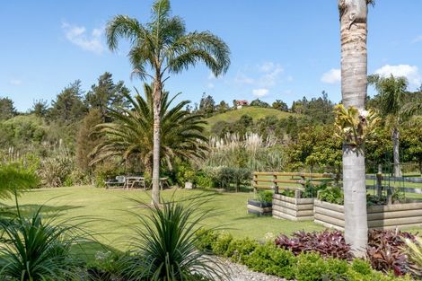 Photo of property in 14 Titoki Lane, Whangamata, 3691