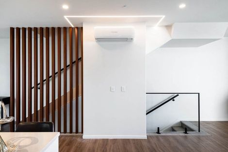 Photo of property in 6 Mina Way, Browns Bay, Auckland, 0630