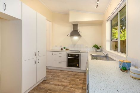 Photo of property in 2/10 Yarrow Place, Papakowhai, Porirua, 5024