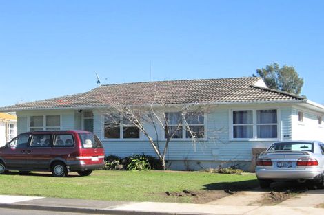 Photo of property in 37 Eastburn Street, Papakura, 2110