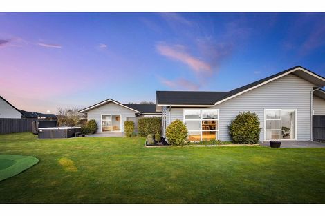 Photo of property in 7 Barnsley Crescent, West Melton, 7618