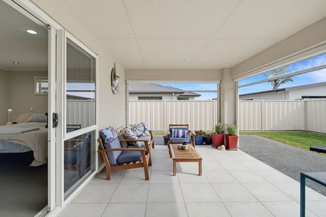 Photo of property in 5 Pania Place, Poraiti, Napier, 4112