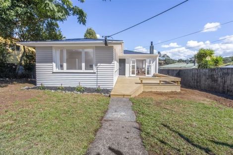 Photo of property in 1/68 Glen Road, Ranui, Auckland, 0612