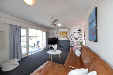 Photo of property in 73 Middle Road, Havelock North, 4130