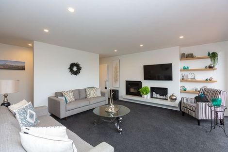 Photo of property in 2 Roy Johns Way, Bell Block, New Plymouth, 4312