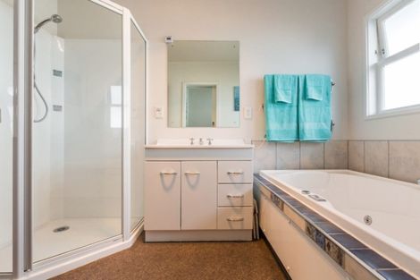 Photo of property in 10 Pembroke Street, Taradale, Napier, 4112