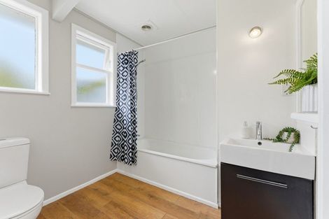 Photo of property in 14 Plunket Street, Durie Hill, Whanganui, 4500