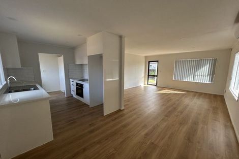 Photo of property in 1/4 Kelvin Road, Papakura, 2110