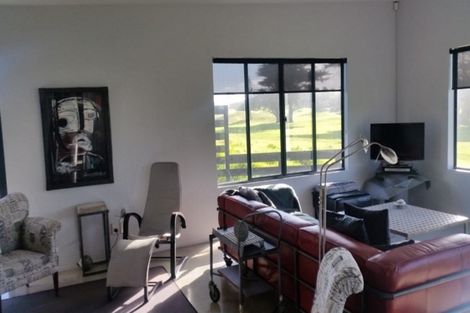 Photo of property in 21 Golf Vue Place, Castlecliff, Whanganui, 4501