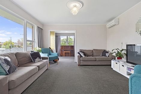 Photo of property in 99 Mount View Road, Melville, Hamilton, 3206