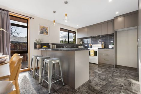 Photo of property in 28 Antimony Crescent, Cromwell, 9310