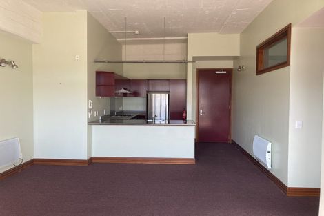 Photo of property in Pirie Street Townhouses, 28/35 Pirie Street, Mount Victoria, Wellington, 6011