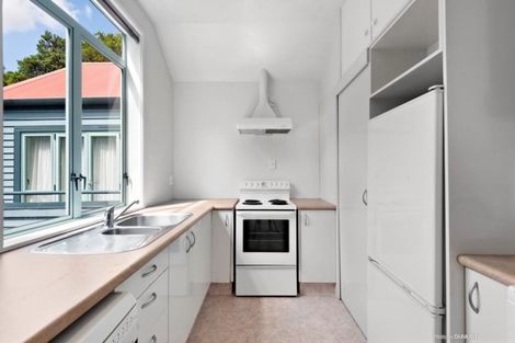 Photo of property in 7/93a Kelburn Parade, Kelburn, Wellington, 6012