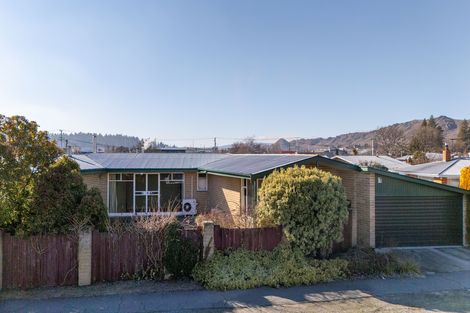 Photo of property in 9 Brandon Street, Alexandra, 9320