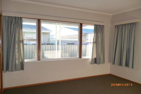 Photo of property in 2/210 Grove Road, Mayfair, Hastings, 4122