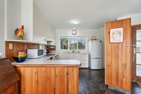 Photo of property in 6 George Point Road, Onerahi, Whangarei, 0110