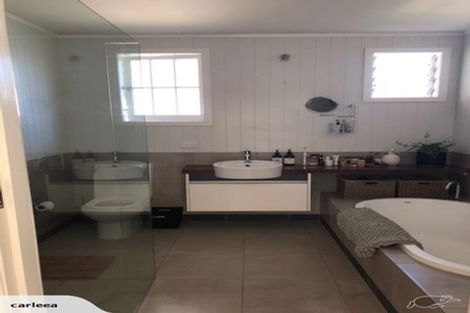 Photo of property in 25 Cobden Road, Bluff Hill, Napier, 4110