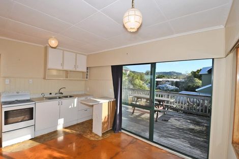 Photo of property in 49 Barrier View Road, Leigh, 0985