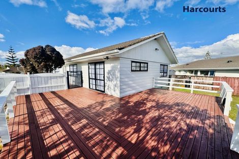 Photo of property in 5 Advocate Place, Randwick Park, Auckland, 2105