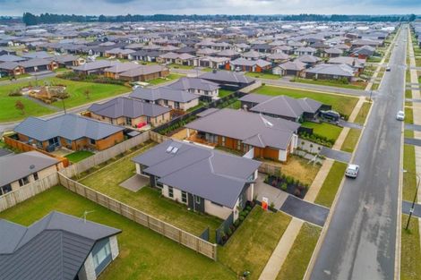 Photo of property in 100 Ledbury Drive, Rolleston, 7615