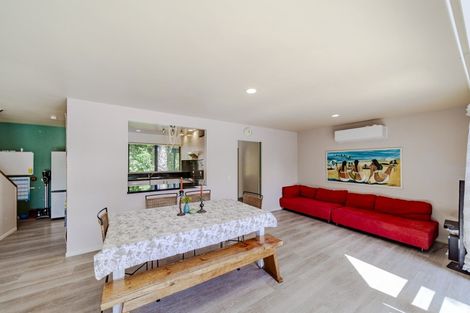 Photo of property in 7 Albert Street, Clive, 4102