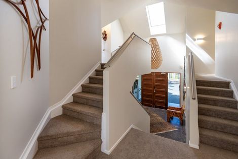 Photo of property in 9 Manor Park, Sunnyhills, Auckland, 2010