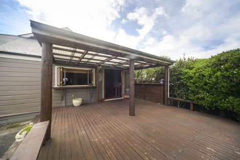 Photo of property in 16 Waldegrave Street, Palmerston North, 4410
