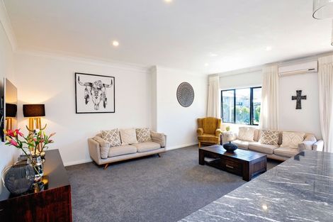 Photo of property in Heynes Place, 29 Heynes Place, Clive, 4102
