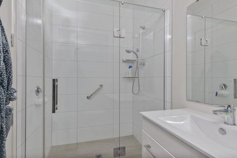 Photo of property in 5 Laly Haddon Place, Matakana, Warkworth, 0985