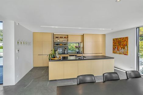 Photo of property in 2 Marriner Street, Sumner, Christchurch, 8081