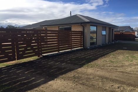 Photo of property in 10 Ruru Place, Oxford, 7430