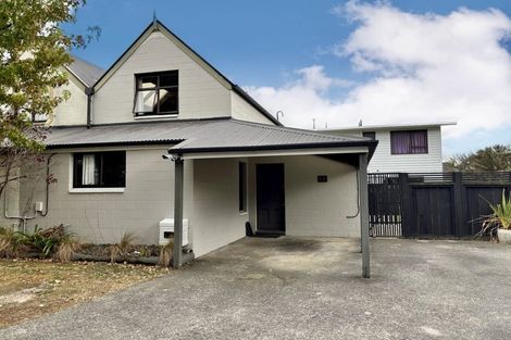 Photo of property in 5a Tapestry Grove, Silverstream, Upper Hutt, 5019