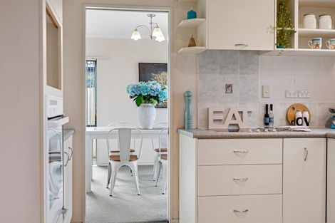 Photo of property in 9 Crichton Terrace, Mount Maunganui, 3116